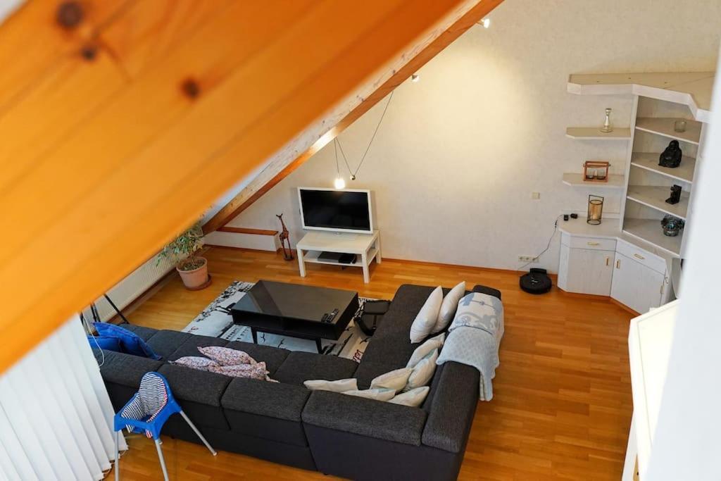 Grosse, Helle Wohnung Fuer Bis Zu 6 Personen Weinheim Buitenkant foto